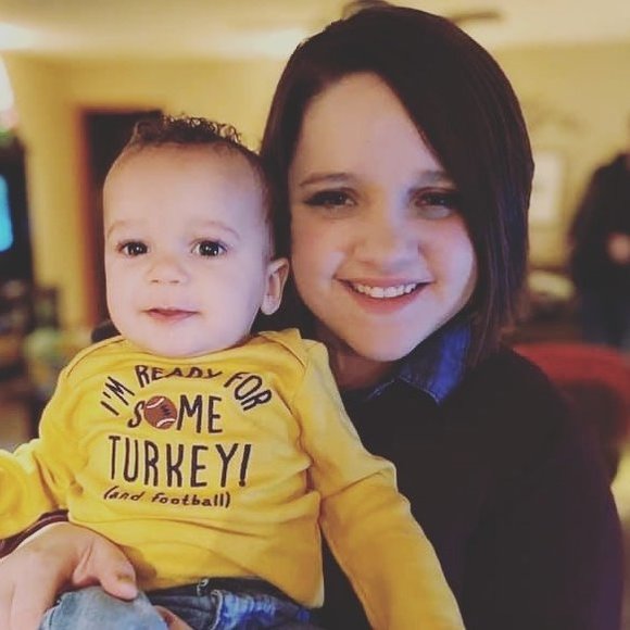 Meet your Posher, Calee - Picture 1 of 1